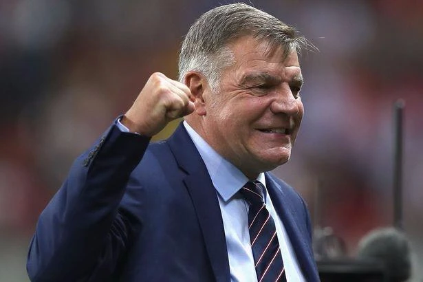 LV Sam Allardyce hài lòng với trận thắng của các học trò